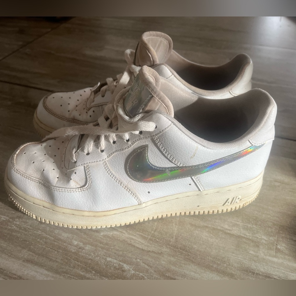 Air force 1’s Chrome Logo